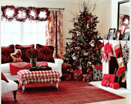A Christmas Family tree ornament giveaway from TidyMom