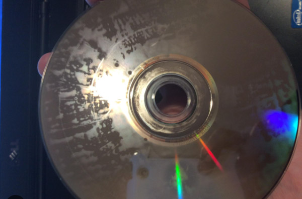 How to Clean DVD Discs - Not Recommended Products