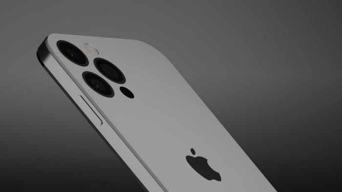 iPhone 14 rear-facing camera